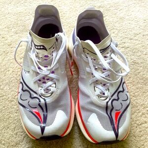 Men’s Endorphin Elite Size 9.5 Worn once for training.